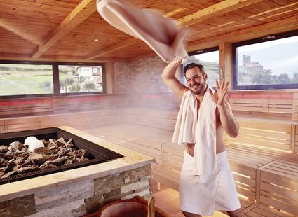 Wellness für Paare Südtirol ☛ Sauna & Spa Südtirol