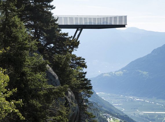 Wandern Höhenweg Meran - Wanderhotel Meran, Naturns