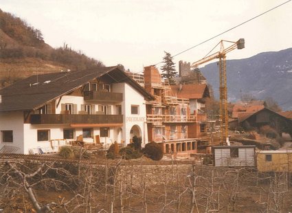 Familie Ladurner und Team im 5-Sterne-Resort Südtirol