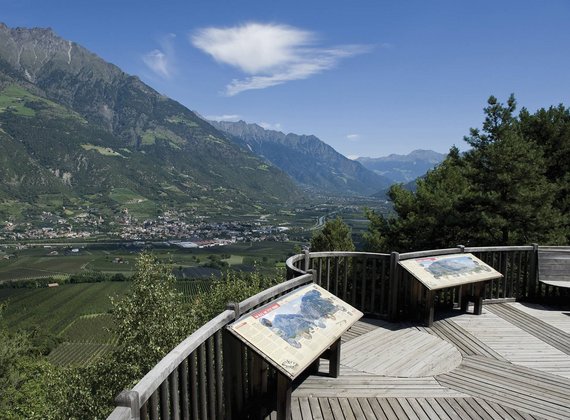 Wanderhotel Vinschgau ► Themenwanderwege Meran, Naturns