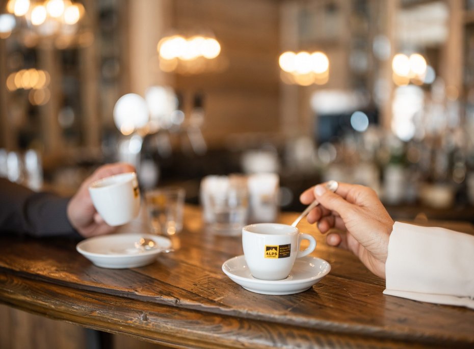 Zwei Kaffeetassen